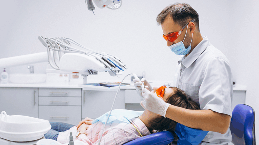 Dental Veneers in Laguna Beach: Transform Your Smile
